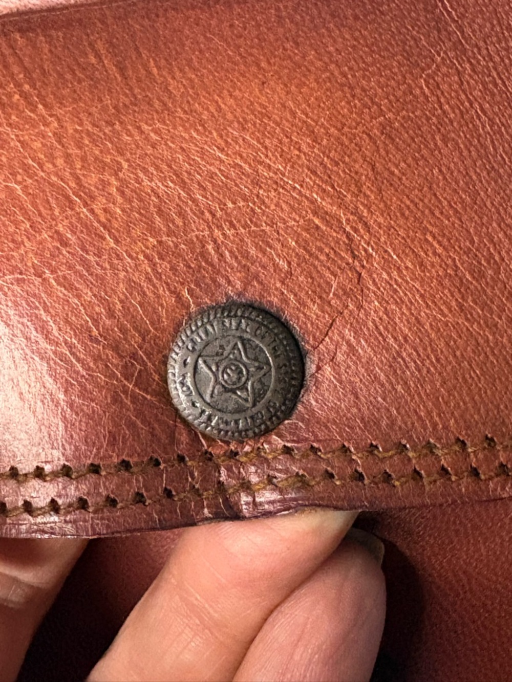 Vintage Brown Leather Crossbody Great Seal of the State of Oklahoma Saddle Bag - Picture 9 of 10